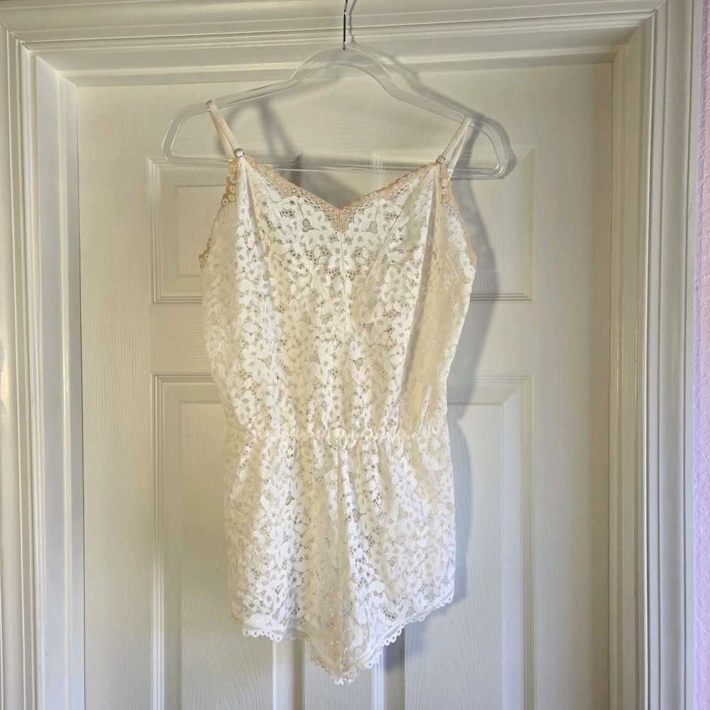 Victoria’s Secret Lace Teddy Nightie Sexy Size M Off White Lingerie‎ Romper